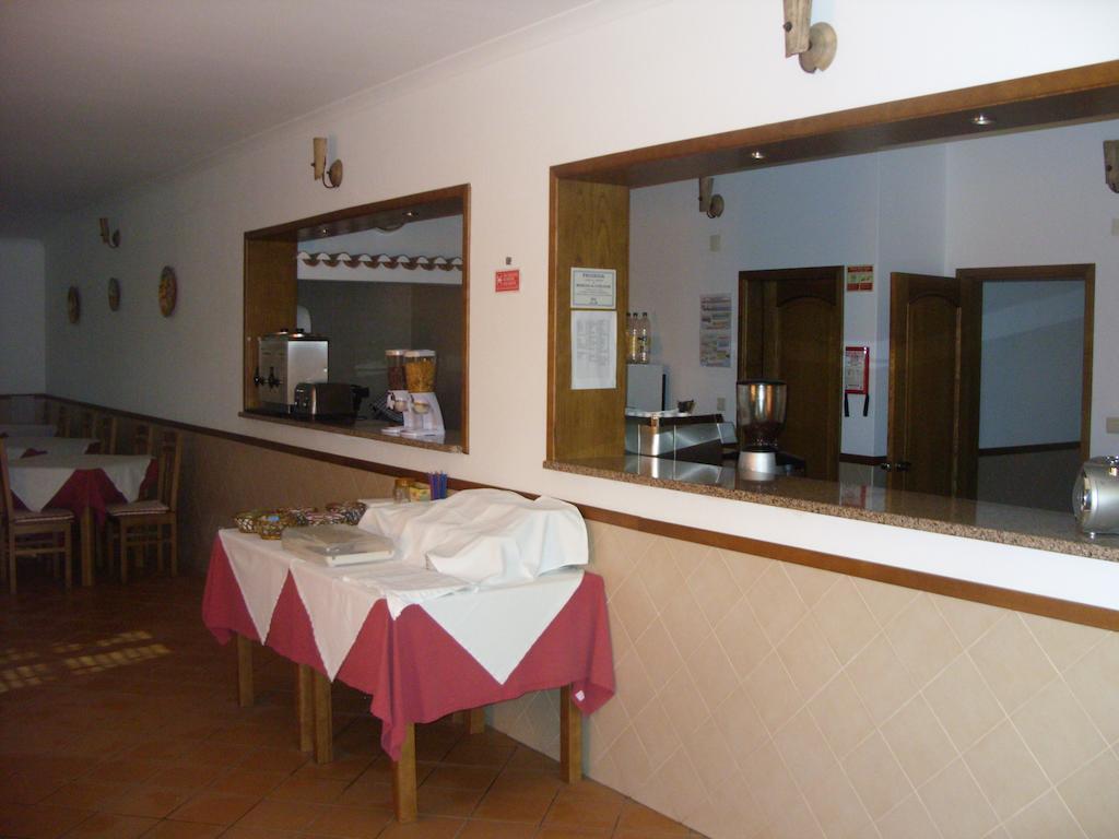 Hotel Romba Оурике Екстериор снимка
