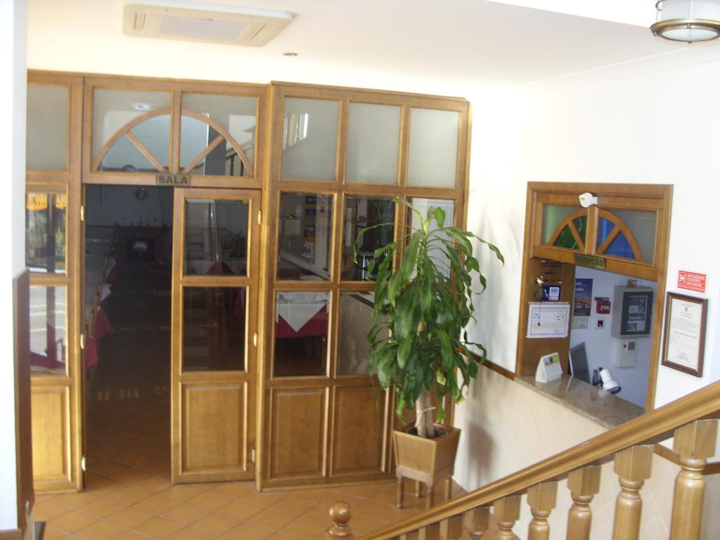 Hotel Romba Оурике Екстериор снимка
