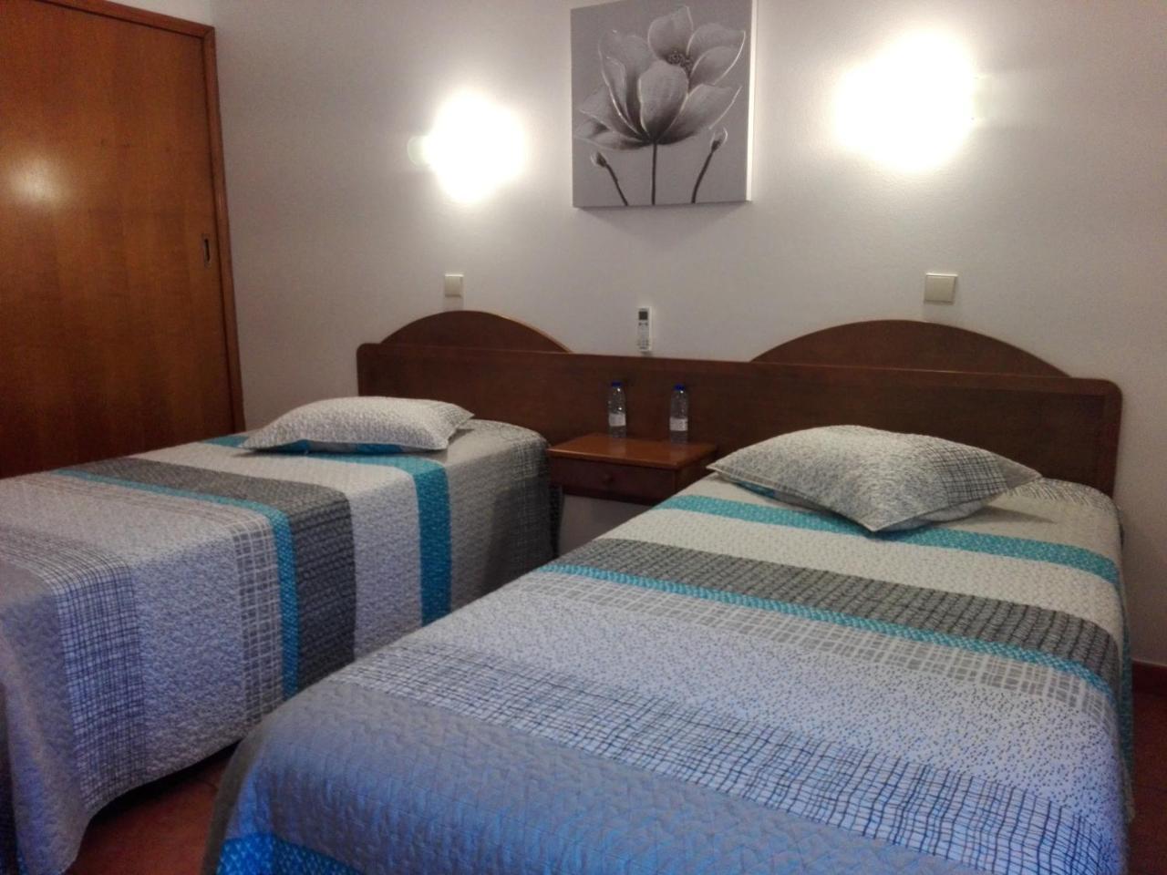 Hotel Romba Оурике Екстериор снимка