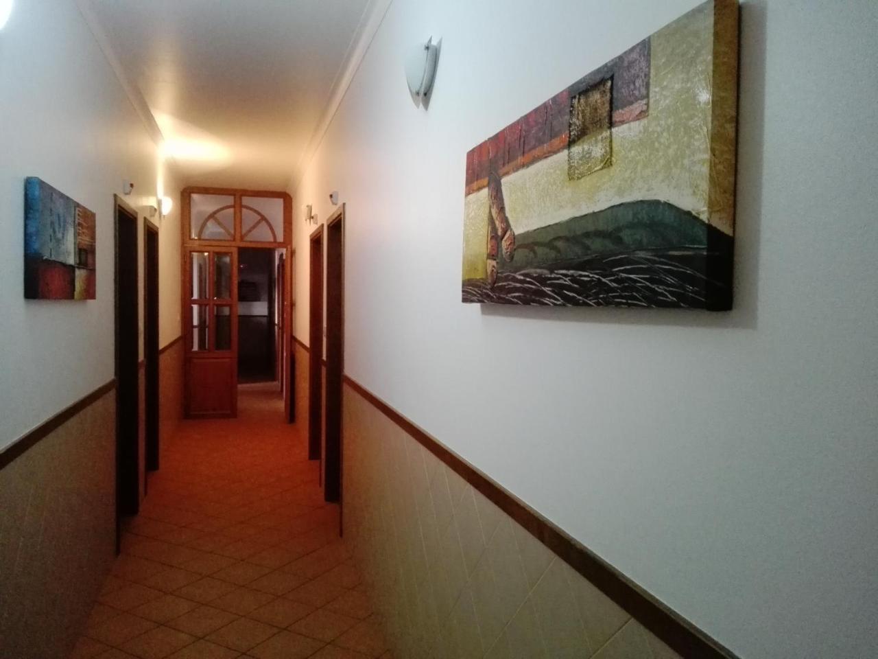 Hotel Romba Оурике Екстериор снимка
